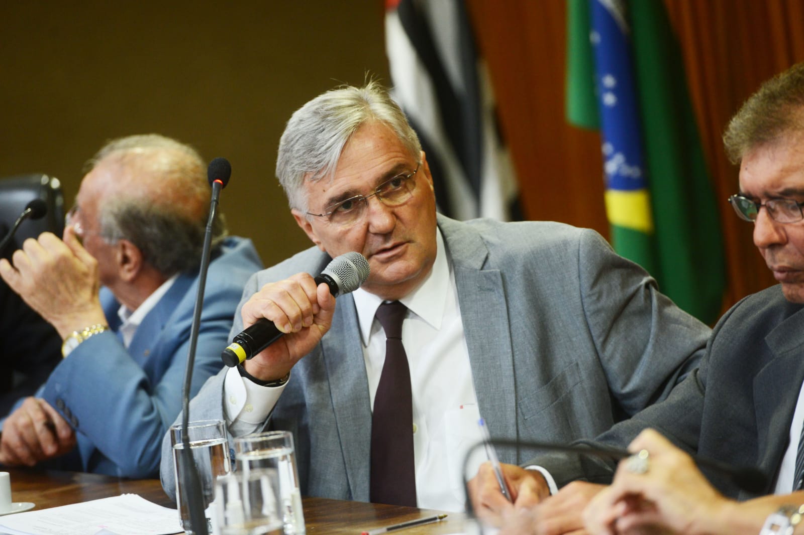 deputado antonio mentro