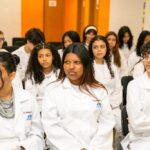 Após um período de estágio de seis meses no programa estadual, os estudantes concluintes do Ensino Médio poderão ter seus contratos de estágio efetivados pelas empresas