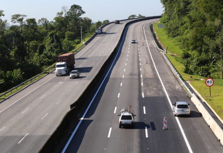 rodovia paulista trânsito