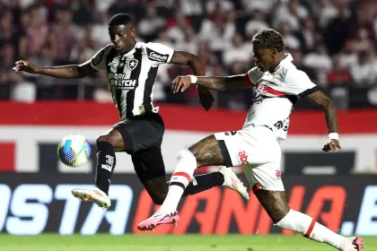 Botafogo e São Paulo começam a disputar vaga na semi da Libertadores