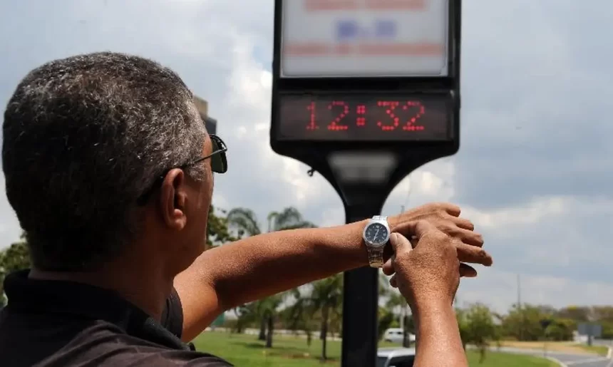 relogio horario de verao vale esta