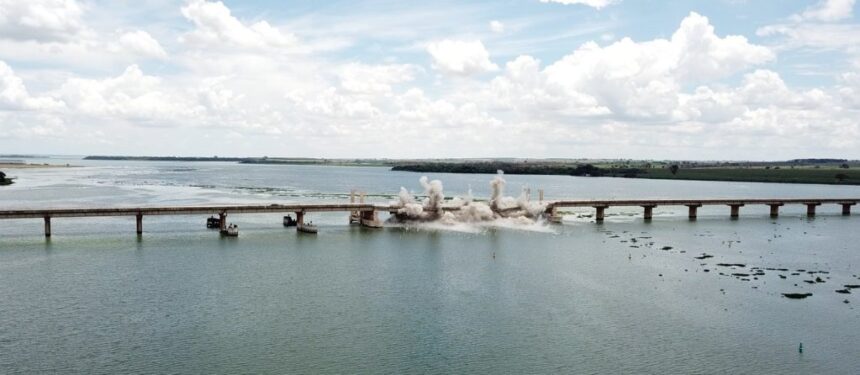 implosao ponte rio tiete