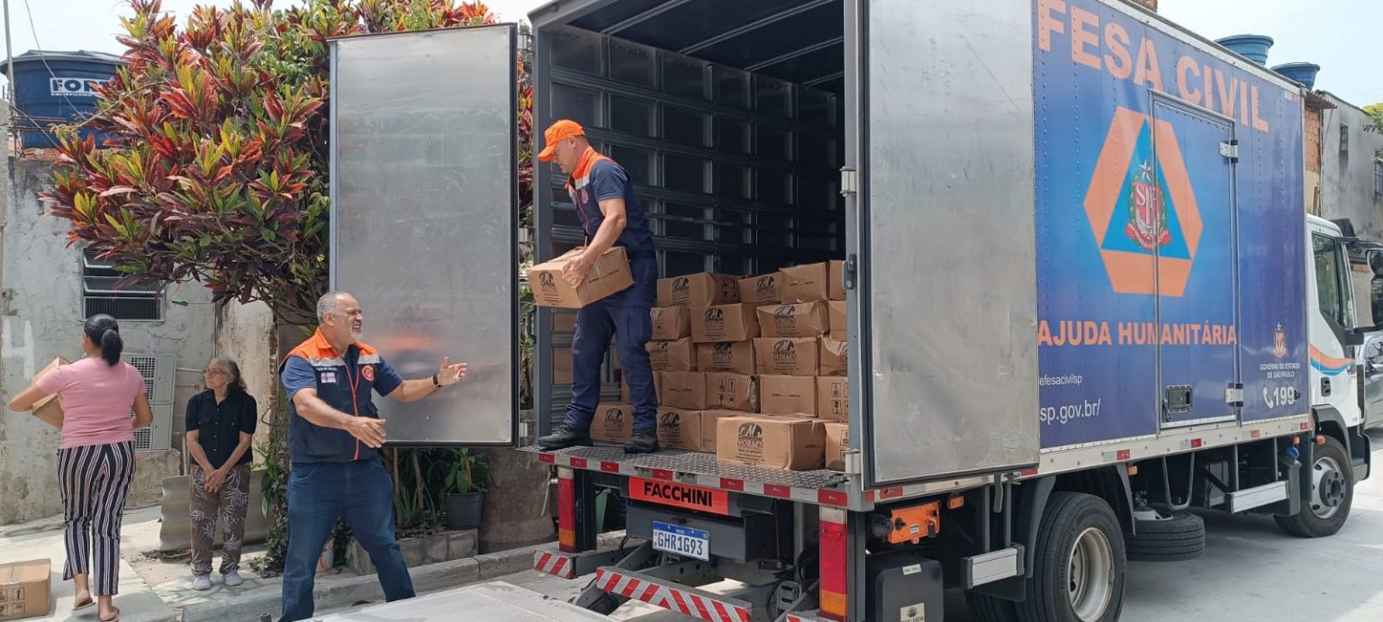 Moradores da Zona Sul da capital paulista receberam ajuda humanitária da Defesa Civil Estadual. Foto: Divulgação/Governo de SP