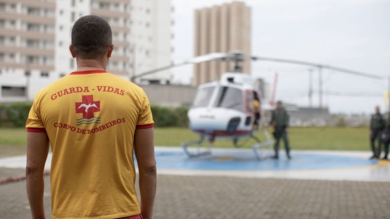 corpo de bombeiros salva vidas
