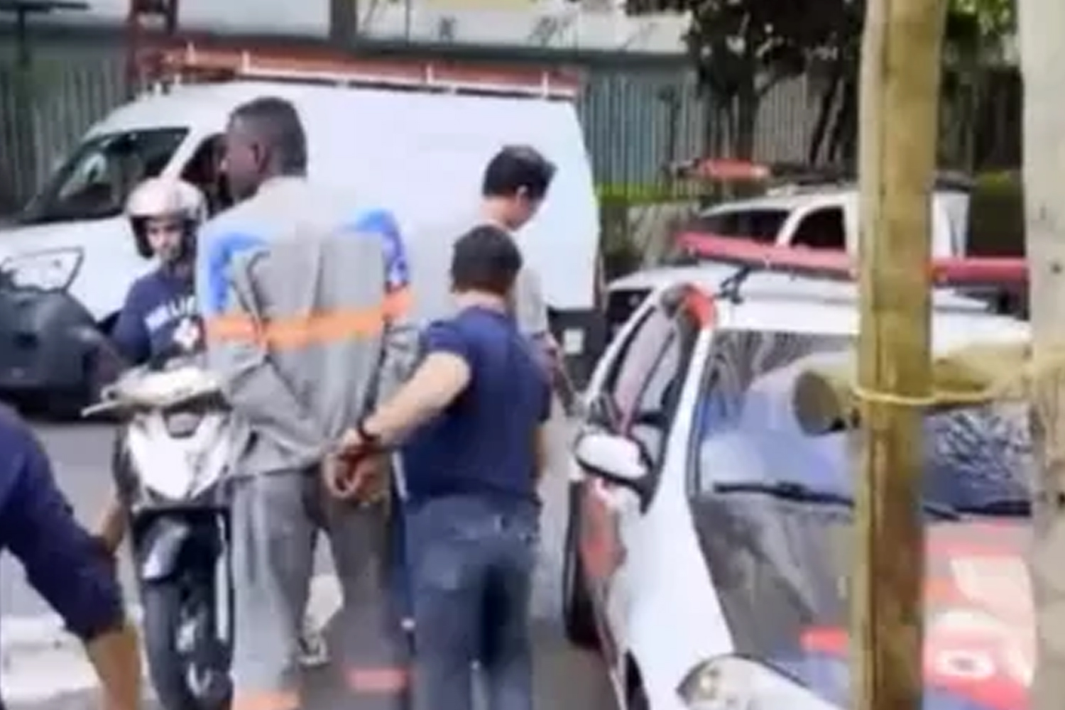 preso funcionario peugeot